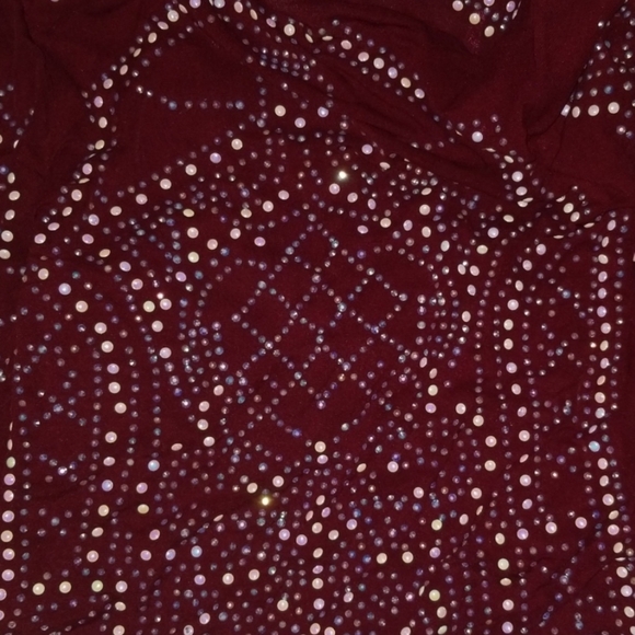 Wine studded mesh top - Picture 4 of 6